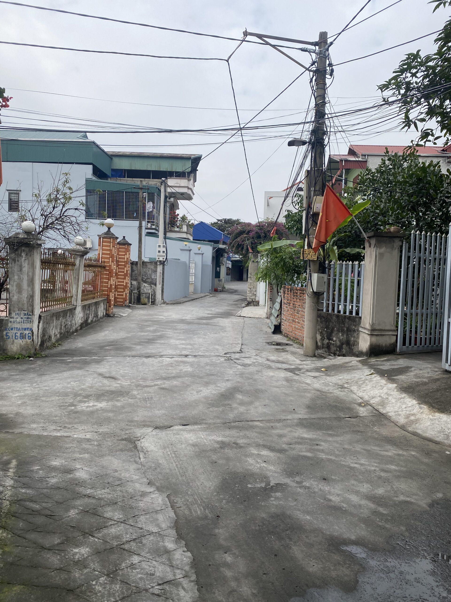 Bán đất chính chủ,DT 232.4m2, mặt tiền 10.3m, quốc lộ 18, Đông Triều, Quảng Ninh