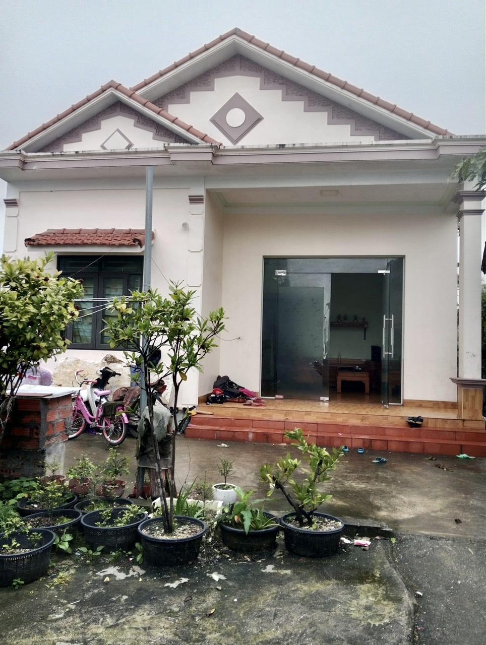 Chính chủ bán đất tặng nhà tại Thôn 5 xã Hạ Long, huyện Vân Đồn, Quảng Ninh