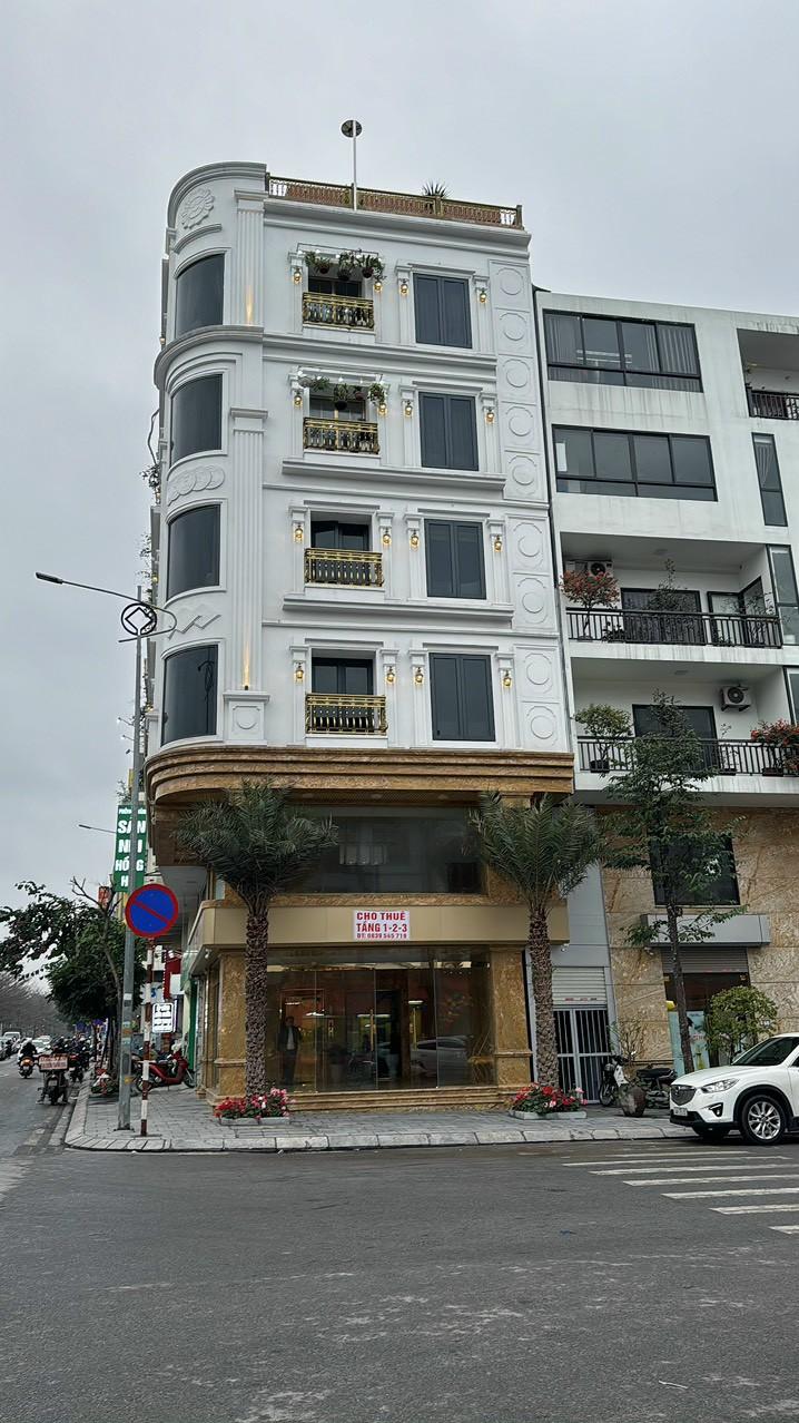 Chính chủ cho thuê nhà 2 mặt tiền vị trí đắc địa tại cột 5, TP Hạ Long, Quảng Ninh