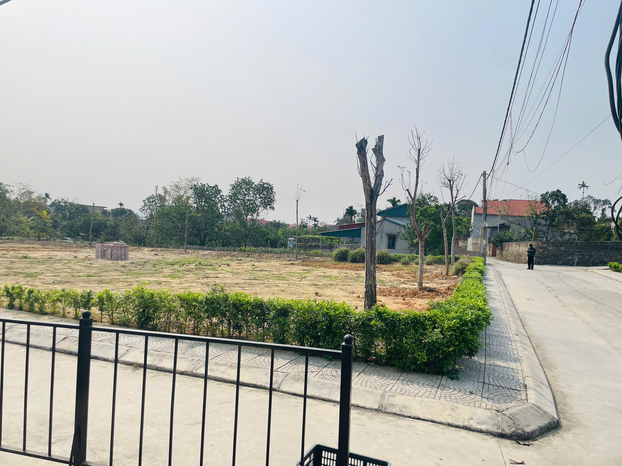 Đất nền tại TP. Đông Triều, Cạnh QL18 trục chính