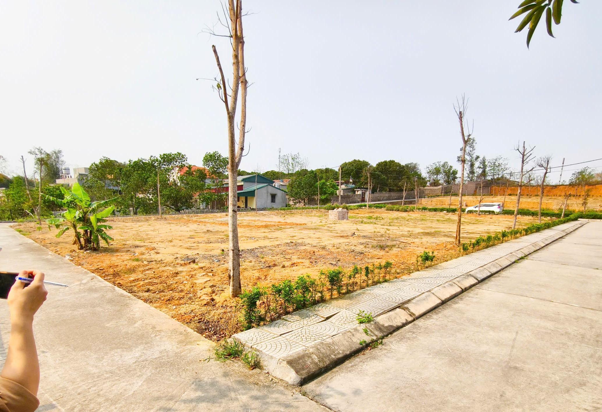 Đất nền tại TP. Đông Triều, Cạnh QL18 trục chính