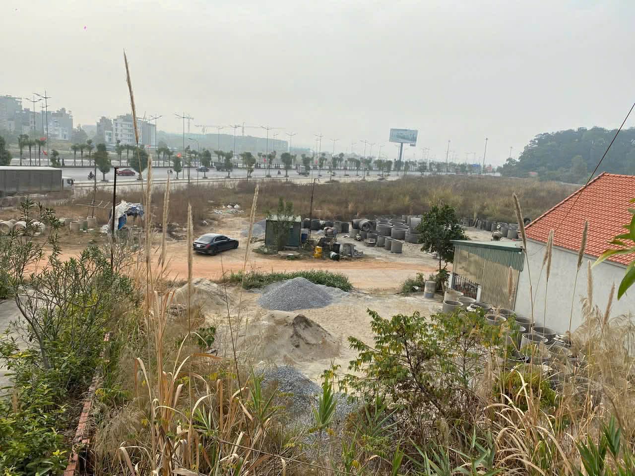 Bán đất sát mặt đường quốc lộ cách siêu dự án Hạ Long Xanh Vingroup 800m tại Hà Khẩu-Hạ Long-QN